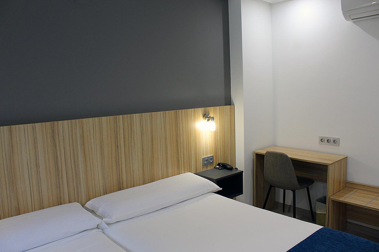 Hotel Altiana Ourense Exterior foto