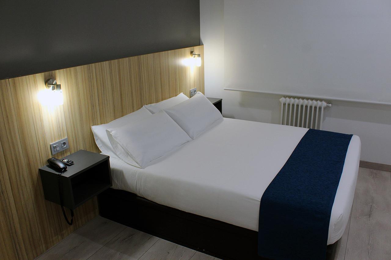 Hotel Altiana Ourense Exterior foto
